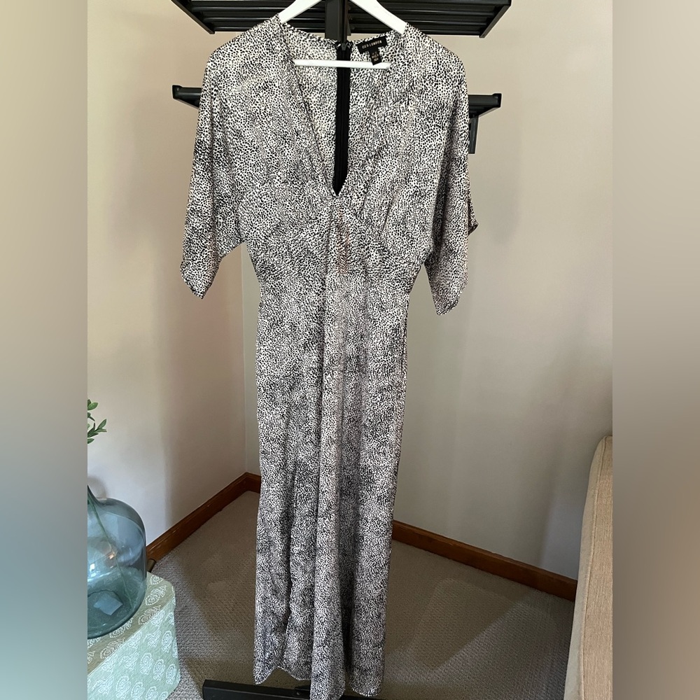 Elegant Black and White Patterned Dress